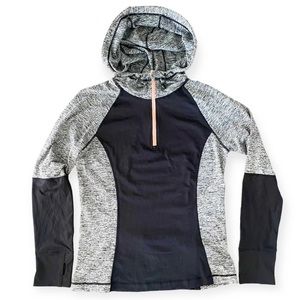 FOREVER 21 NWOT Active Hoodie Quarter Zip Color Block size L